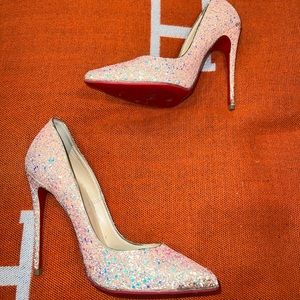 Christian Louboutin so Kate pumps